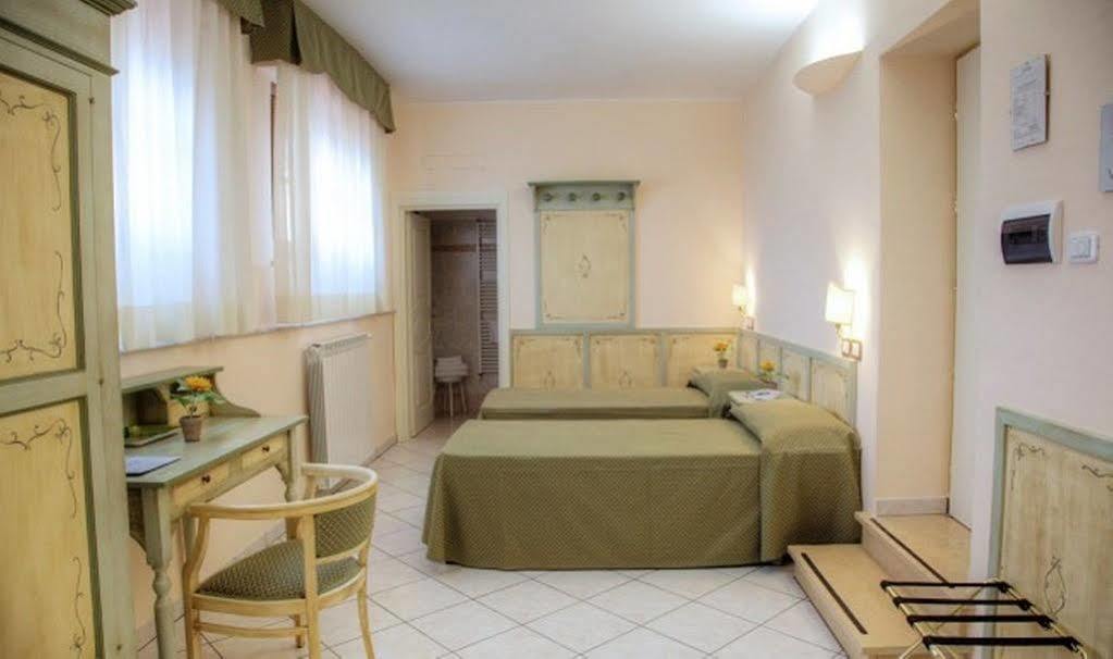 Villa Santa Margherita - B&B Кортона Екстер'єр фото